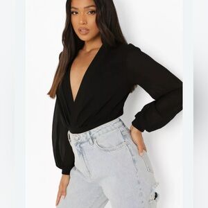 Boohoo Elegant Black V-Neck Bodysuit‎
